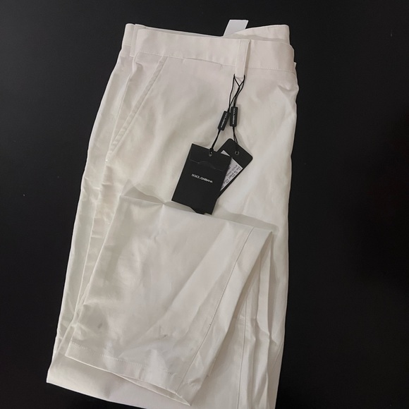 White Dolce and Gabbana pants. Brand new and never worn. In decent condition. - Picture 5 of 6